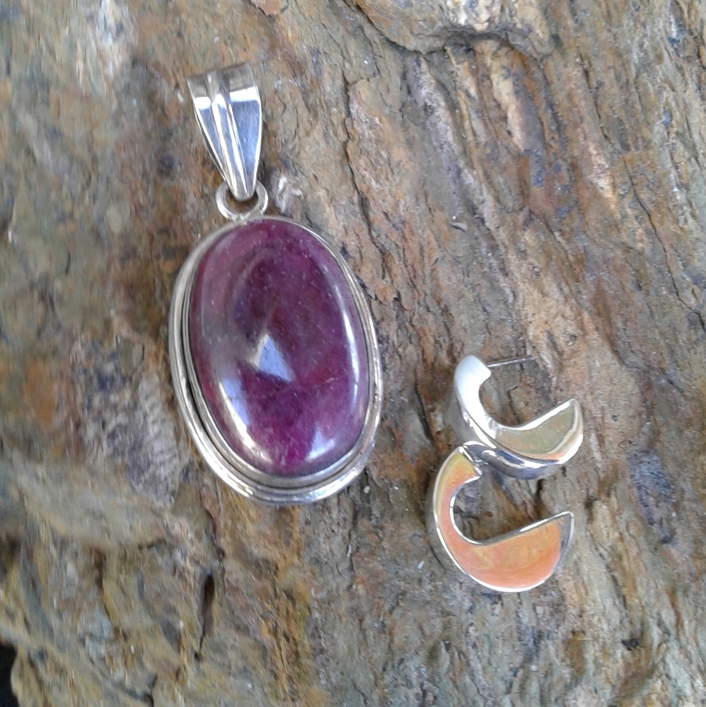 Sterling Silver Ruby Zoisite Pendant Set - image 3